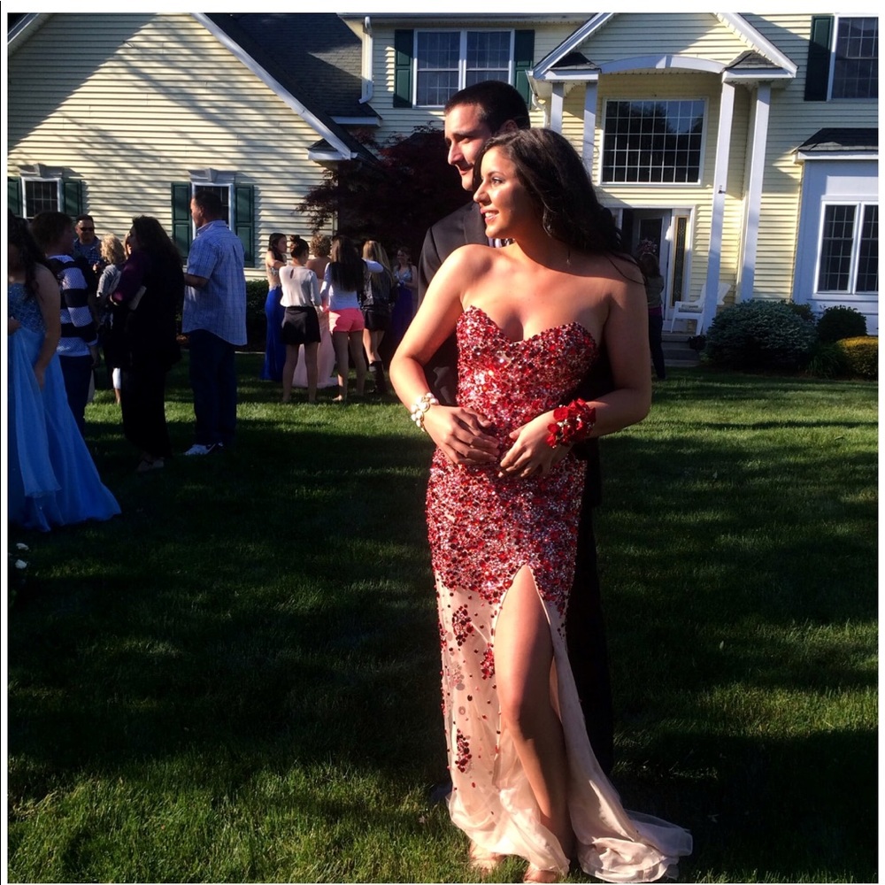 JOVANI RED Style number 4247  Prom Gown